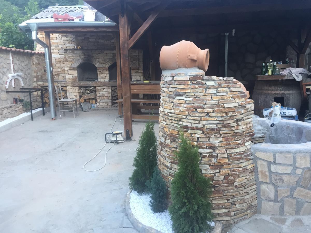 Elenite Guesthouse Gotse Delchev Bagian luar foto