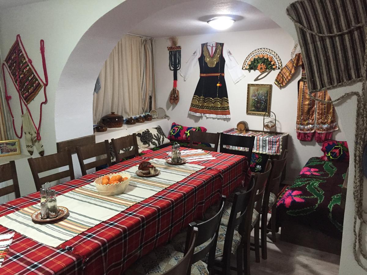 Elenite Guesthouse Gotse Delchev Bagian luar foto